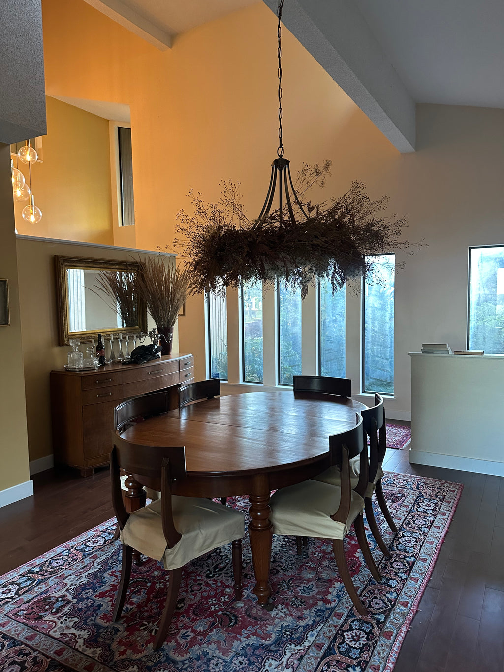 Sun-Bleached Thanksgiving Dinner Party