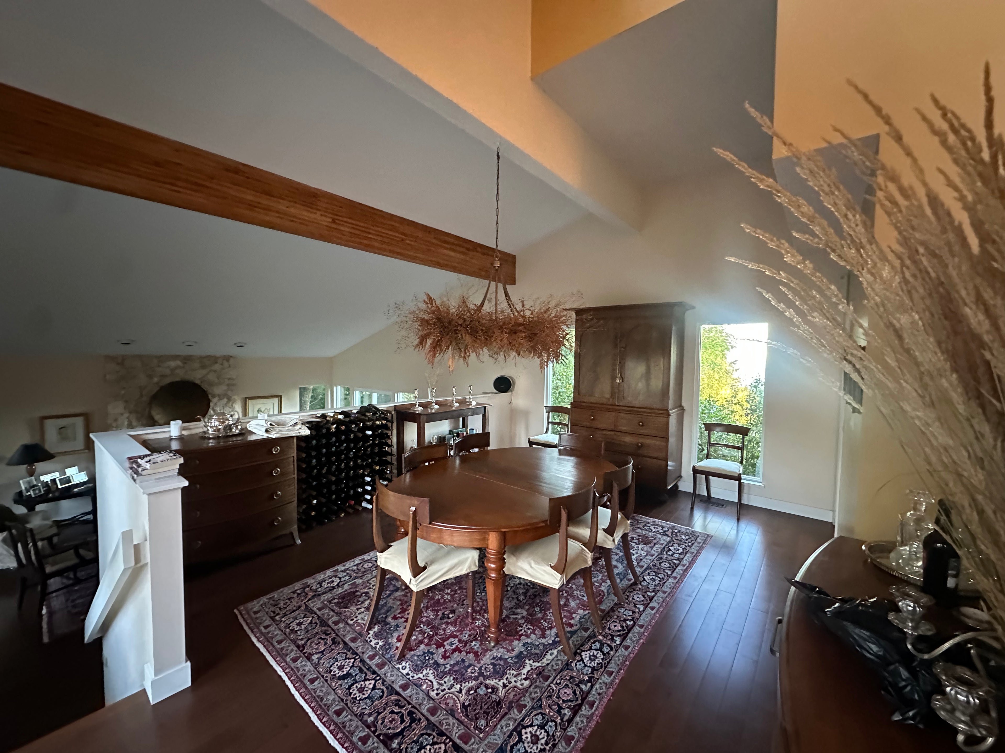 Sun-Bleached Thanksgiving Dinner Party