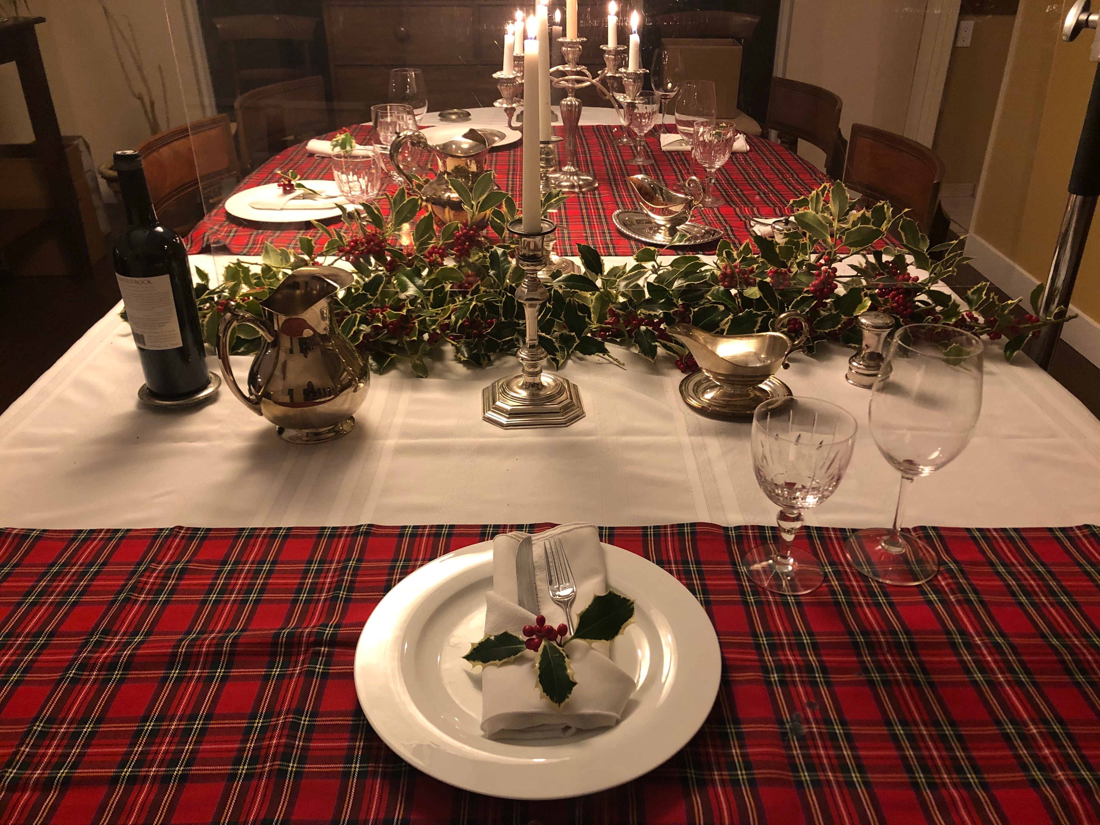 Plexyglass Covid Christmas Dinner Party