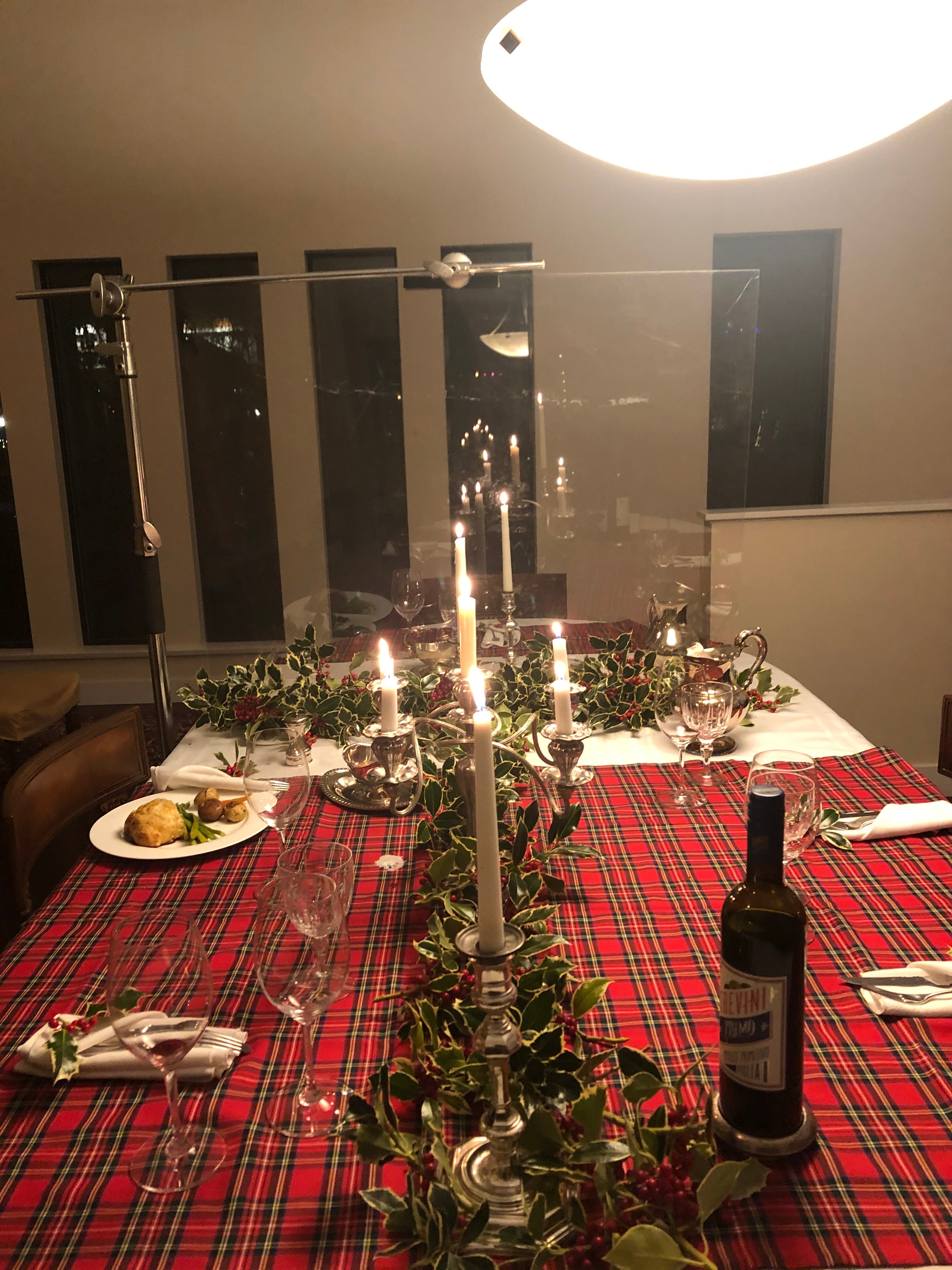 Plexyglass Covid Christmas Dinner Party