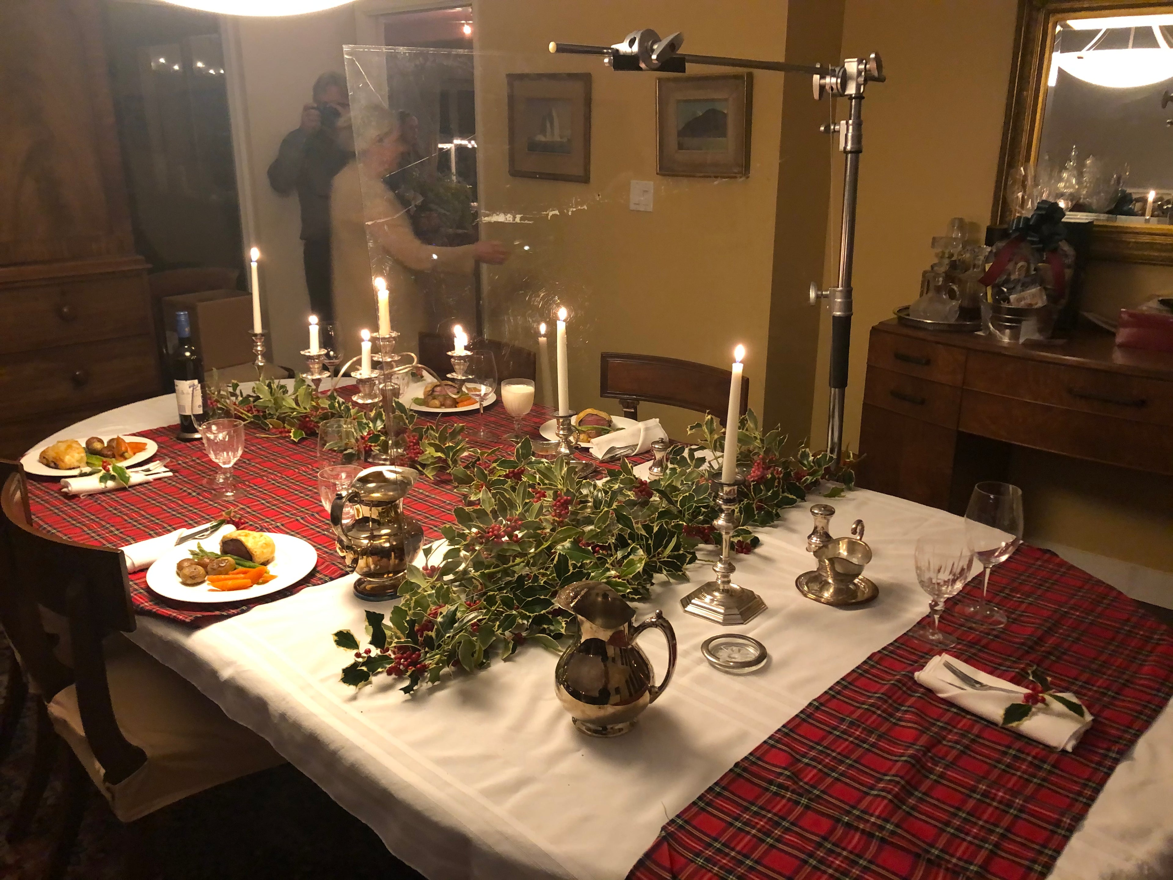 Plexyglass Covid Christmas Dinner Party