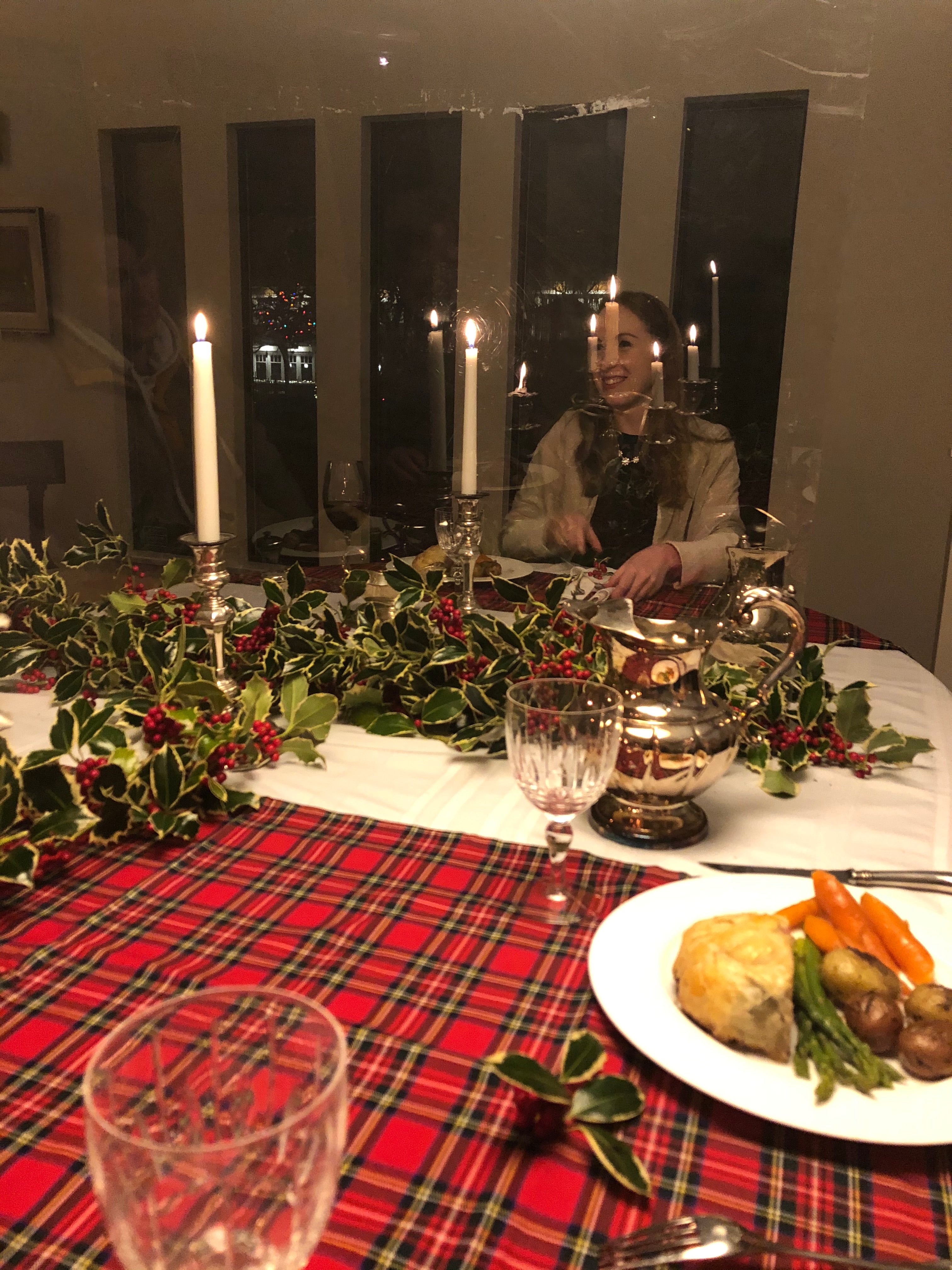 Plexyglass Covid Christmas Dinner Party